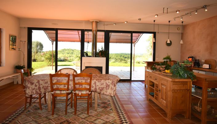 Image No.7-4 Bed House for sale