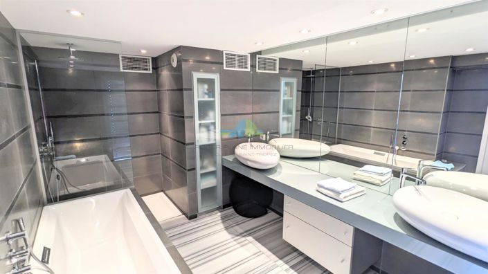 Image No.13-5 Bed House for sale