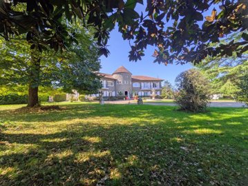 1 - Gers, House