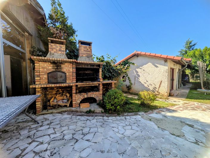 Image No.20-15 Bed House for sale