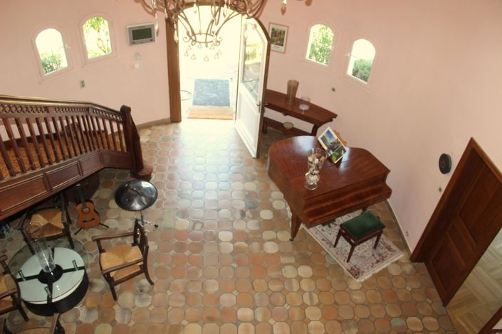 Image No.7-15 Bed House for sale