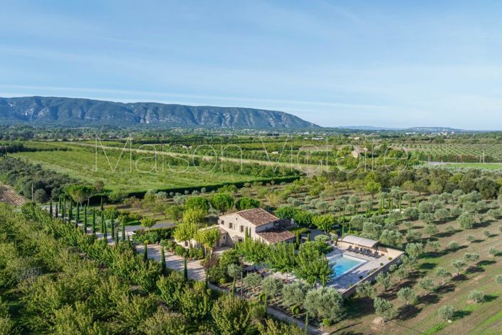 Image No.1-Maison de 5 chambres à vendre à Gordes