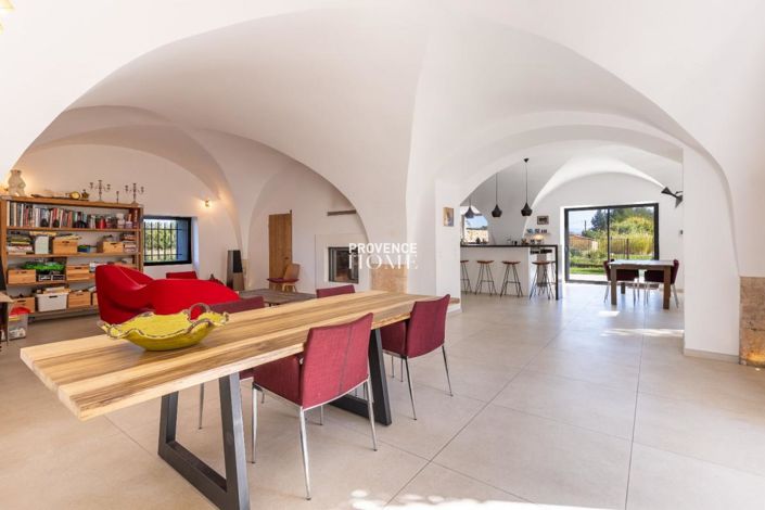 Image No.6-Maison de 8 chambres à vendre à Robion