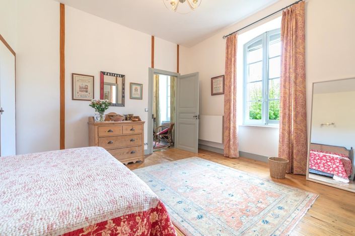 Image No.25-4 Bed House for sale