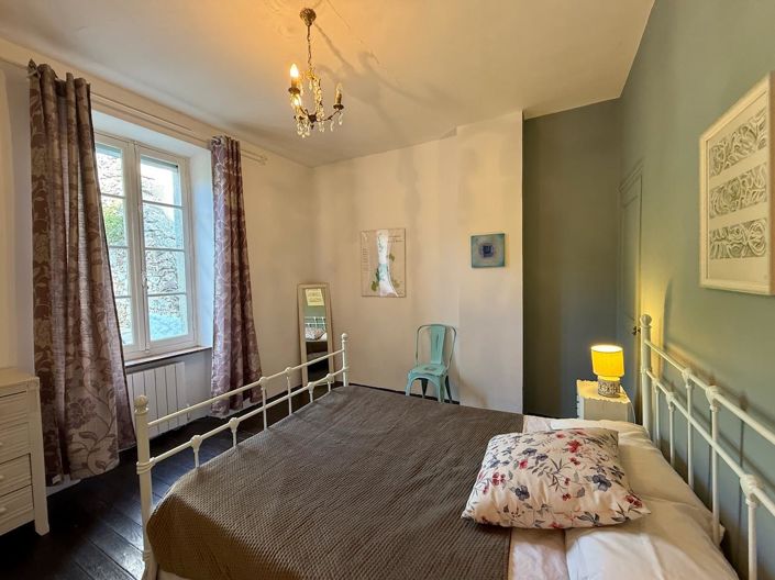 Image No.34-3 Bed House for sale