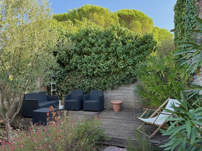 Image No.47-3 Bed House for sale