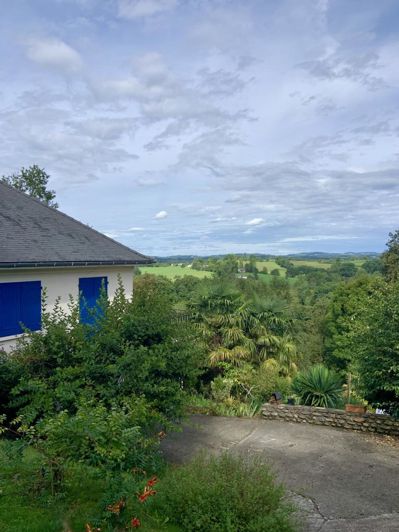 Image No.3-3 Bed House for sale