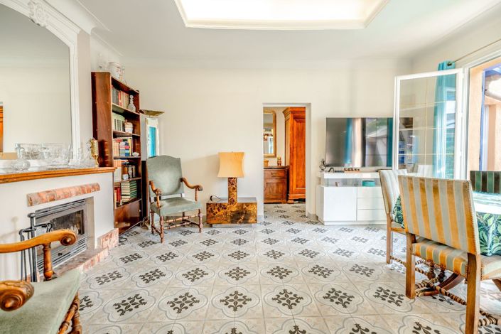 Image No.7-4 Bed House for sale