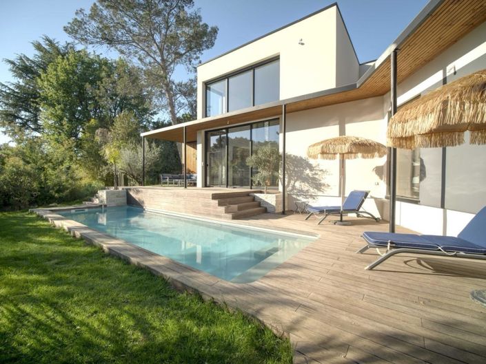 Image No.2-4 Bed House for sale