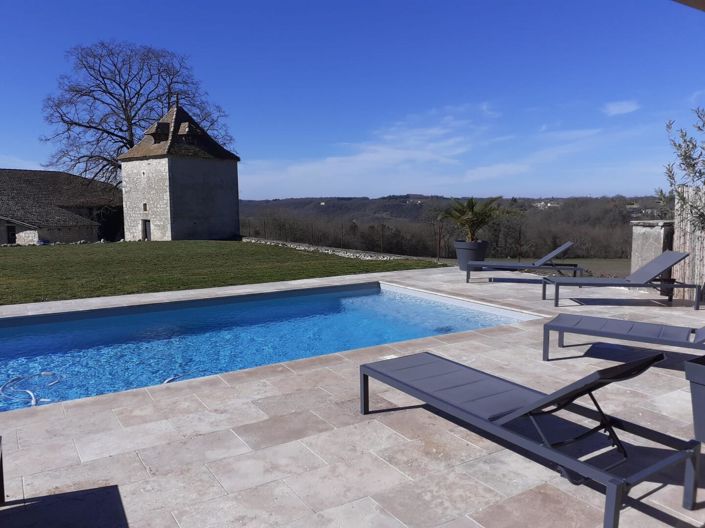 Image No.11-5 Bed House for sale