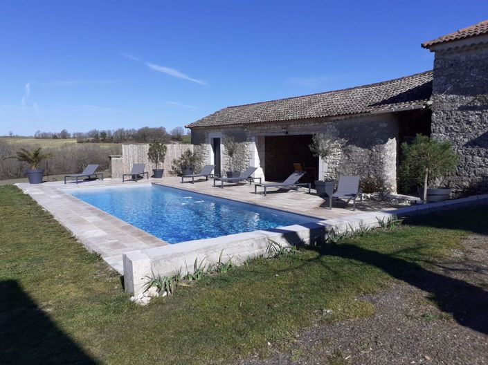 Image No.2-5 Bed House for sale