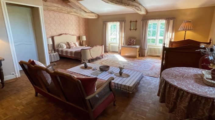 Image No.13-6 Bed House for sale