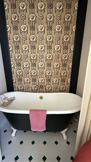 Image No.17-6 Bed House for sale