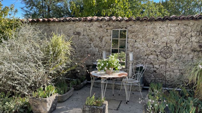 Image No.31-6 Bed House for sale