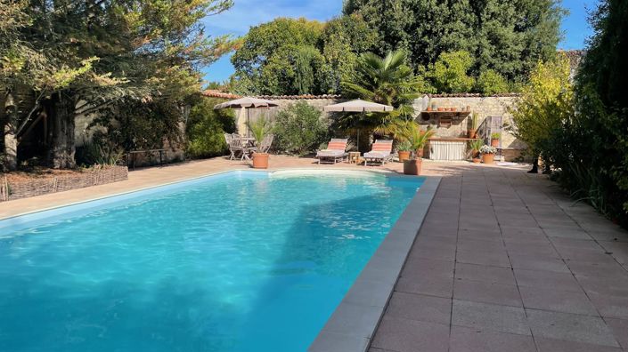 Image No.36-6 Bed House for sale