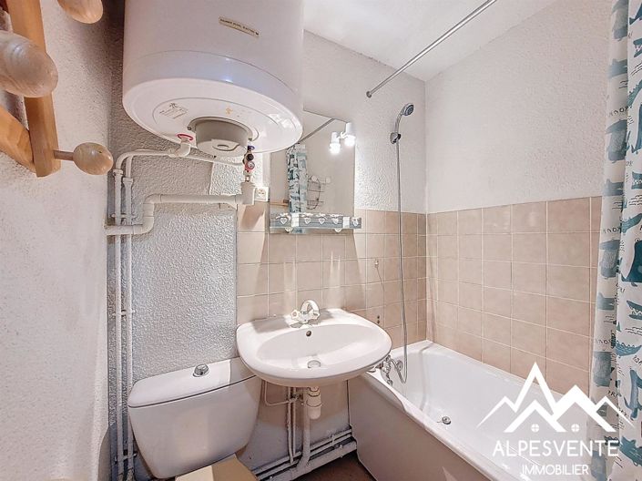 Image No.6-Apartment for sale