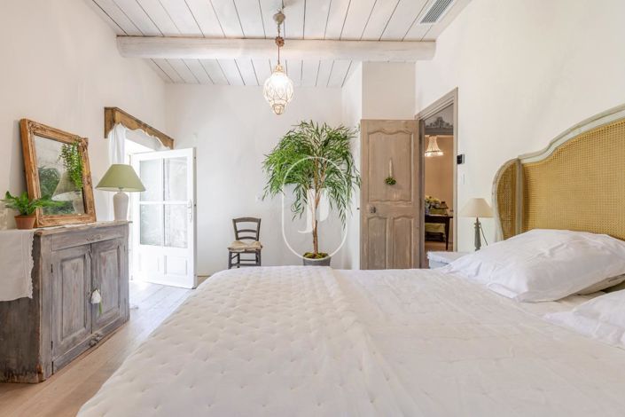 Image No.8-3 Bed House for sale