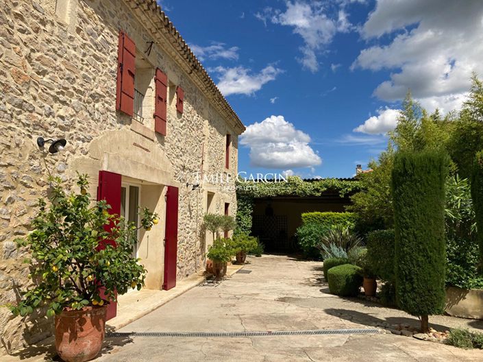 Image No.1-3 Bed House for sale