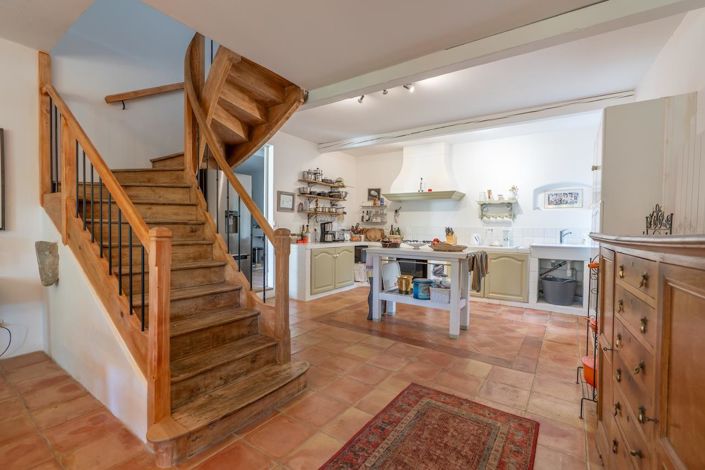 Image No.10-4 Bed House for sale