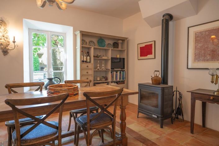 Image No.12-4 Bed House for sale