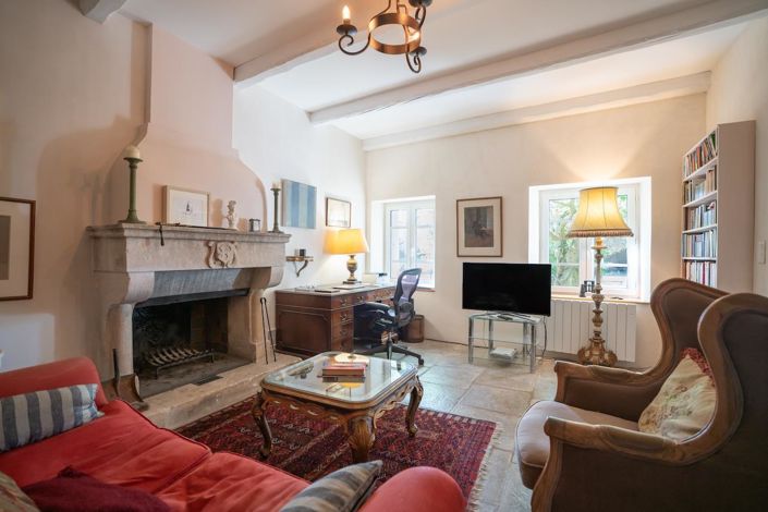 Image No.18-4 Bed House for sale