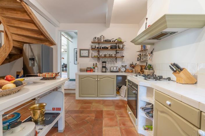 Image No.9-4 Bed House for sale