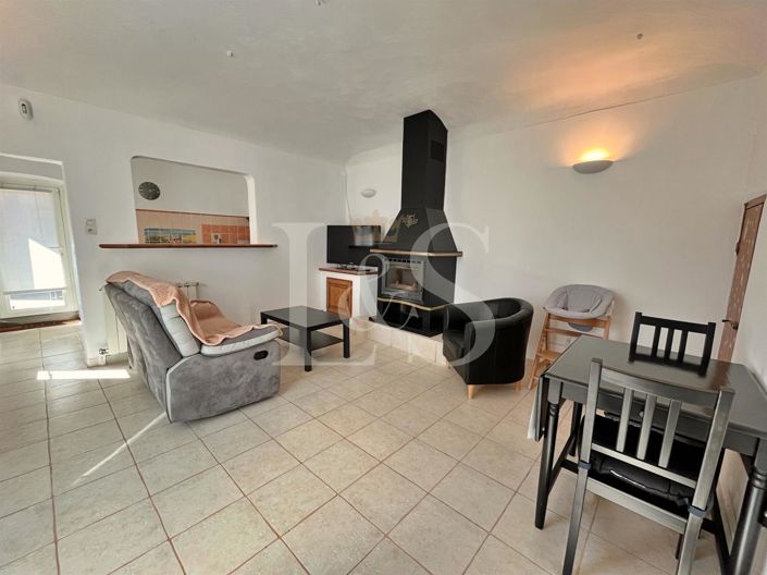 Image No.17-5 Bed House for sale