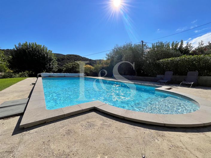 Image No.21-5 Bed House for sale