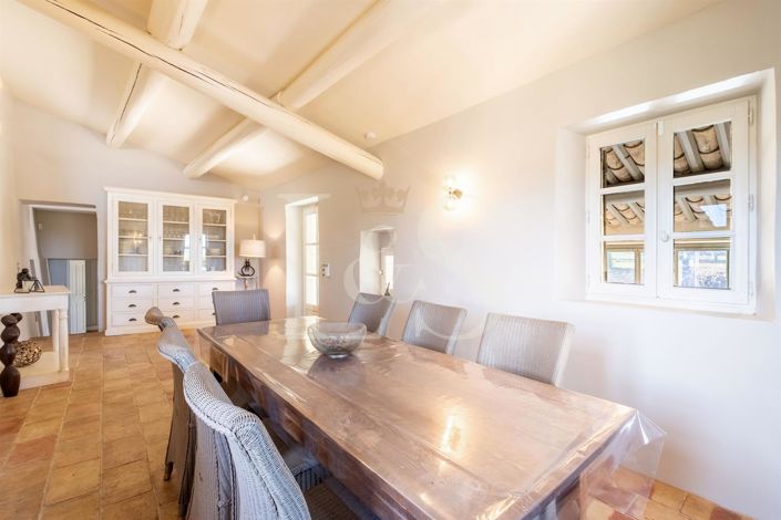 Image No.11-3 Bed House for sale