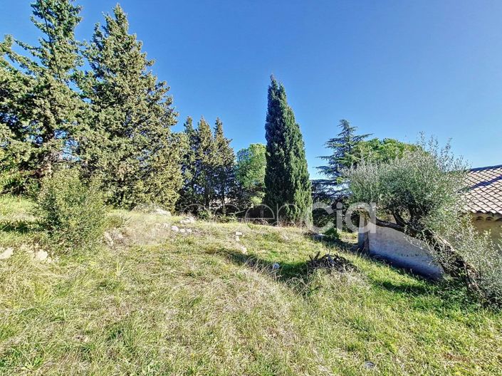 Image No.7-2 Bed House for sale