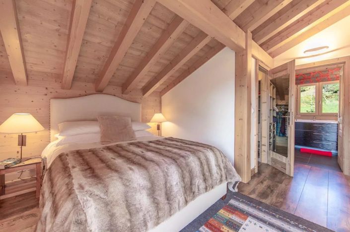 Image No.10-5 Bed House for sale