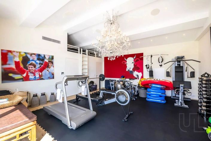 Image No.12-6 Bed House for sale