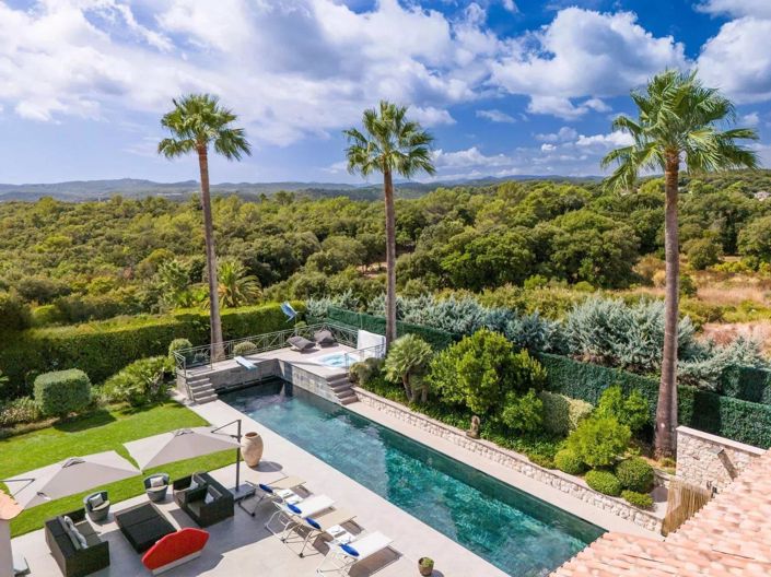 Image No.2-6 Bed House for sale