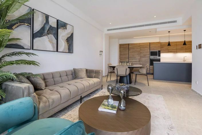 Image No.12-2 Bed Property for sale