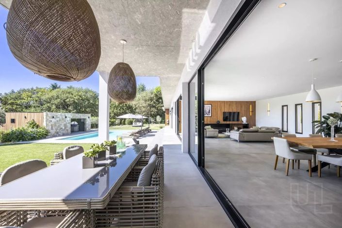 Image No.5-5 Bed House for sale