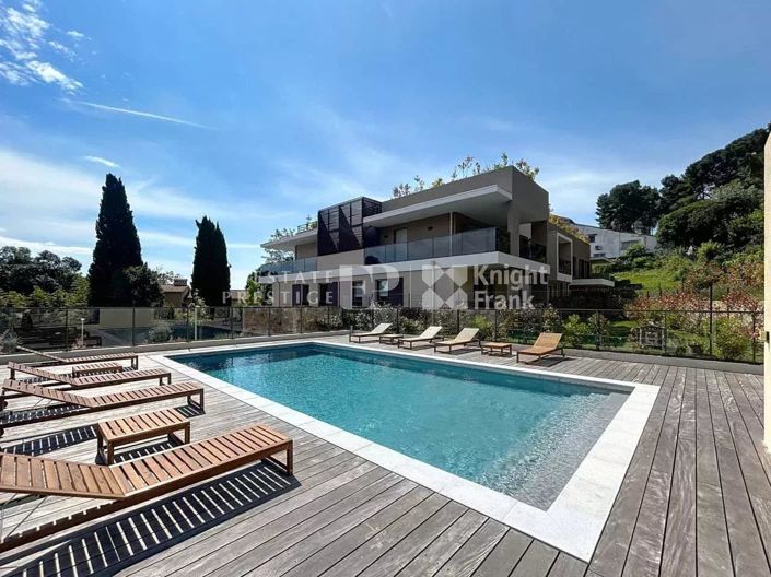 Image No.1-3 Bed Apartment for sale