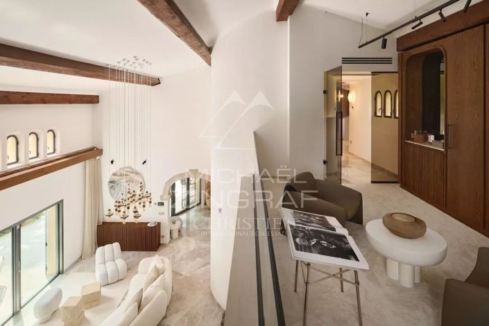 Image No.5-7 Bed House for sale