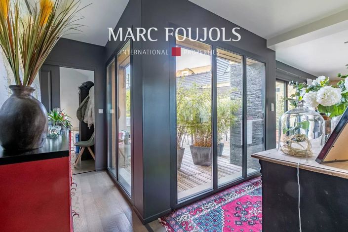 Image No.11-5 Bed House for sale