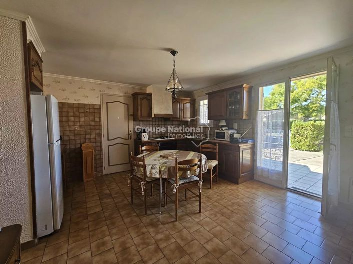 Image No.6-3 Bed House for sale