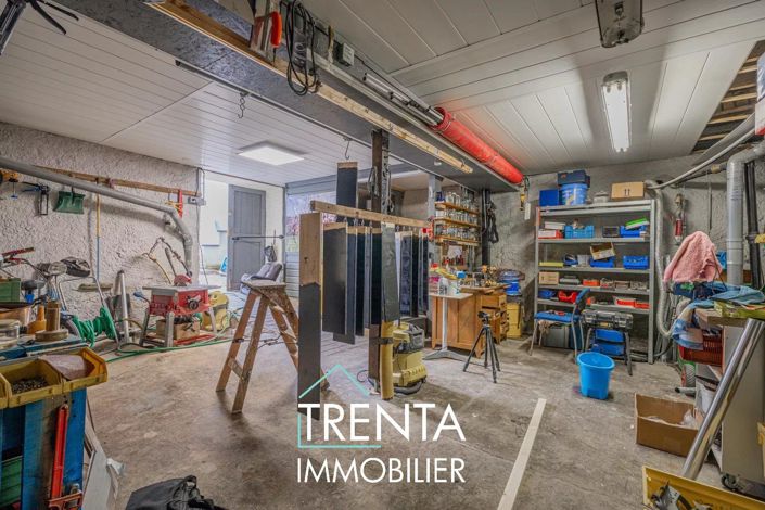 Image No.17-5 Bed House for sale