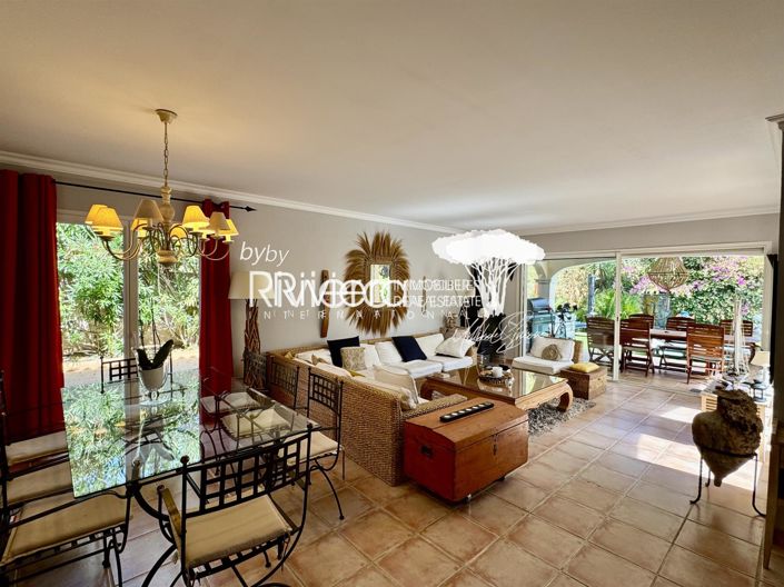 Image No.12-3 Bed House for sale