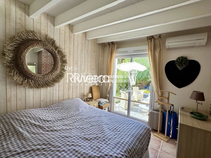 Image No.13-3 Bed House for sale