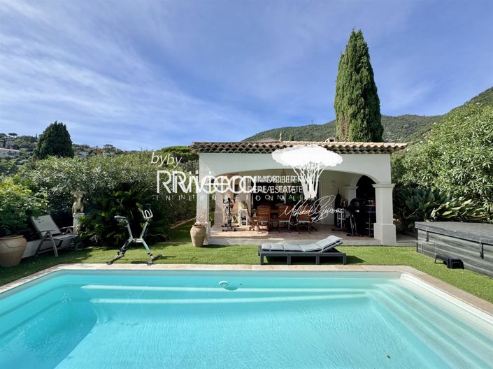 Image No.7-3 Bed House for sale