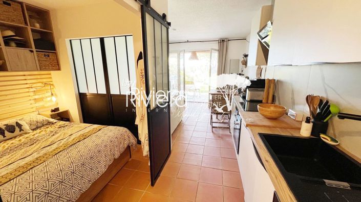 Image No.9-1 Bed Apartment for sale