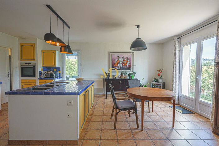 Image No.14-5 Bed House for sale