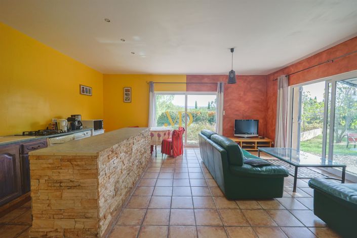 Image No.23-5 Bed House for sale