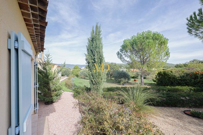 Image No.6-5 Bed House for sale