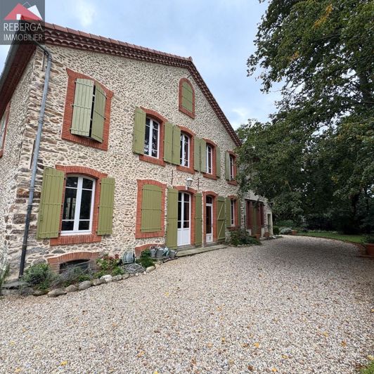 Image No.1-8 Bed House for sale