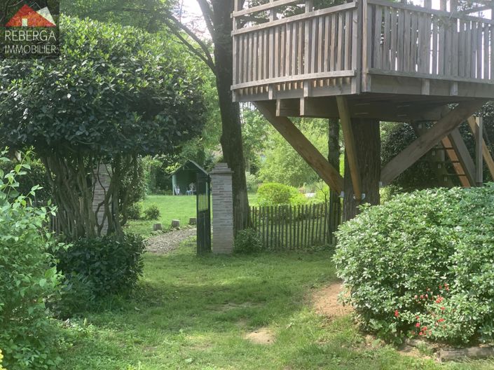 Image No.33-8 Bed House for sale