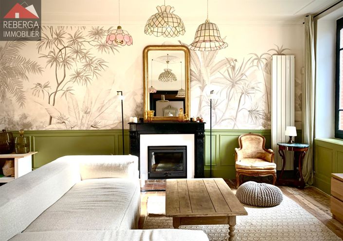 Image No.6-8 Bed House for sale